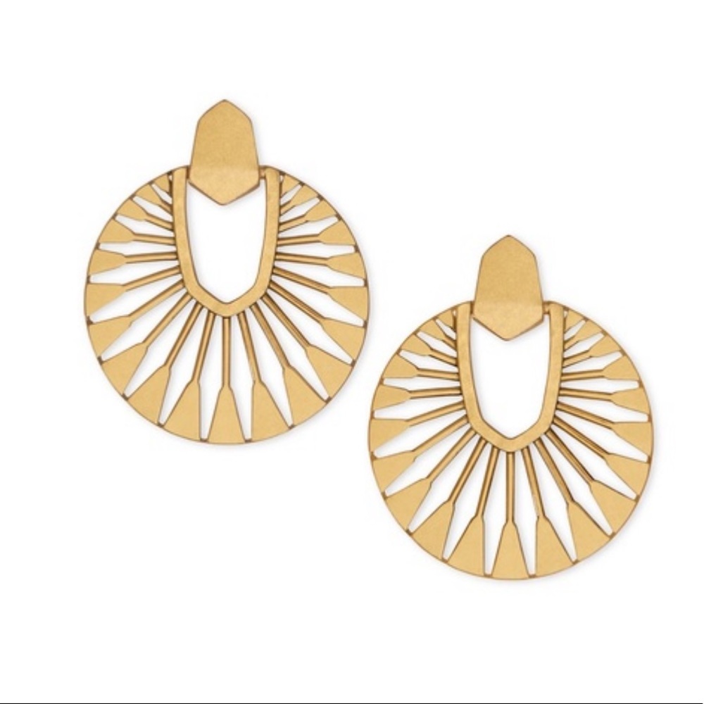 ✨🎉HOST PICK!🎉✨🔥REPEAT SELL OUT🔥 Gold Vermeil Fan Hoop Earrings - Picture 6 of 7